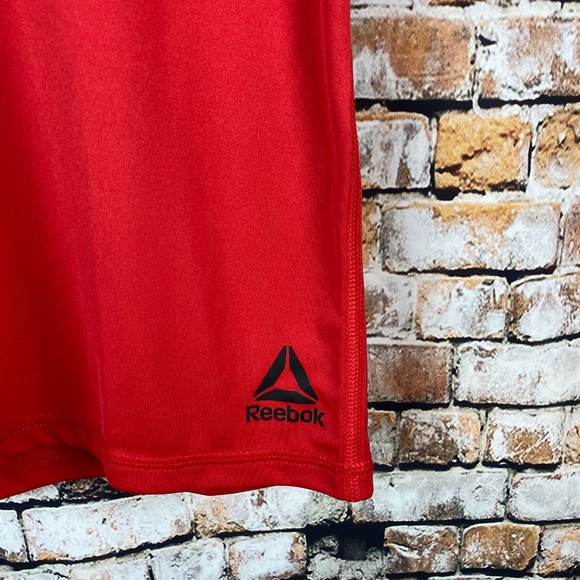 (NWT) Reebok Red Short Sleeve Tee - Picture 5 of 6